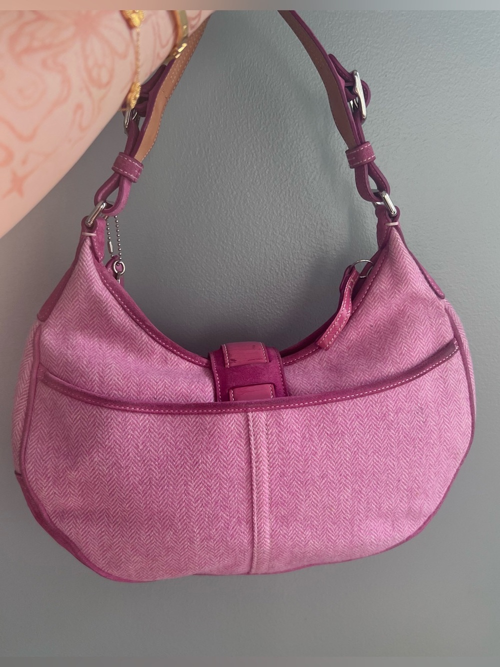 Vintage Coach Pink Herringbone Tweed Leather Hobo Handbag - Picture 2 of 9
